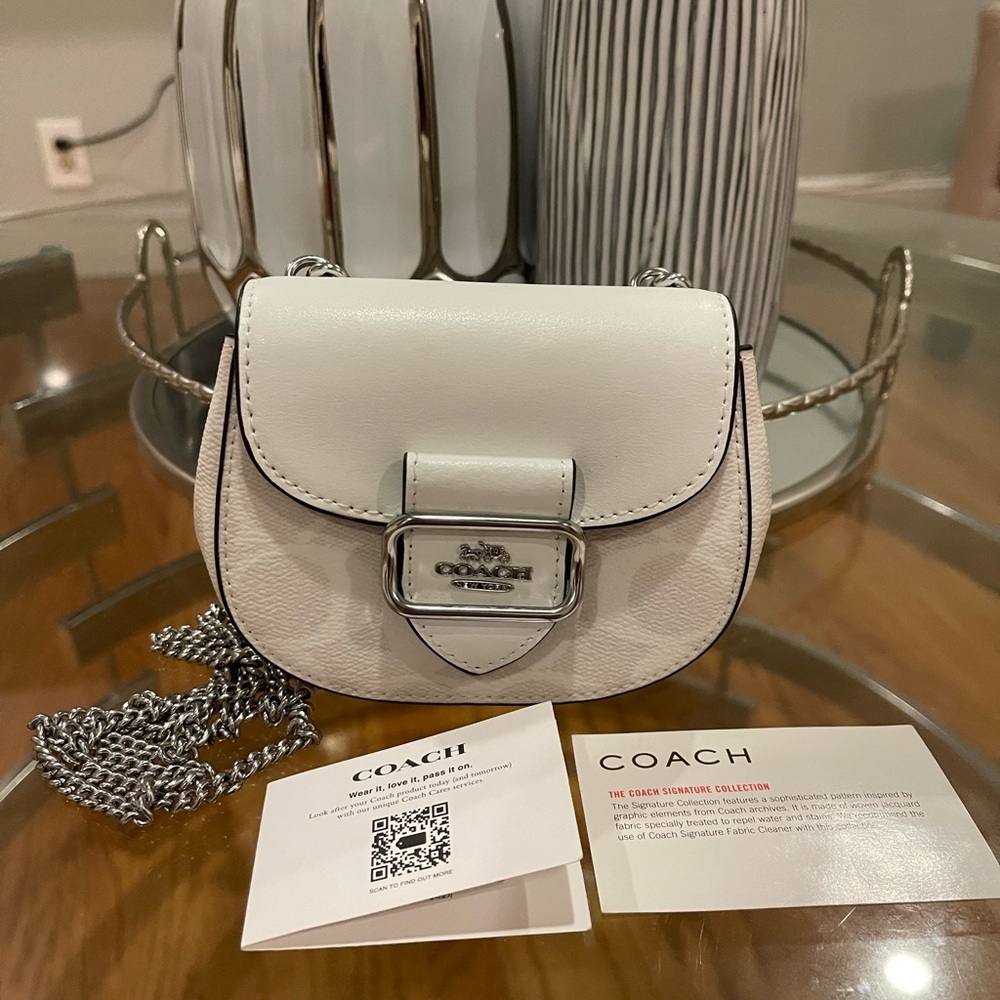 Coach Morgan Card Case With Chain